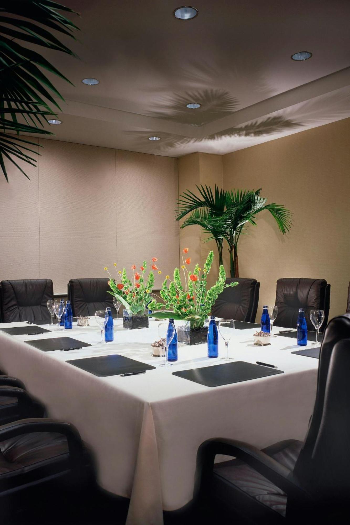 Courtyard Los Angeles Sherman Oaks Екстер'єр фото